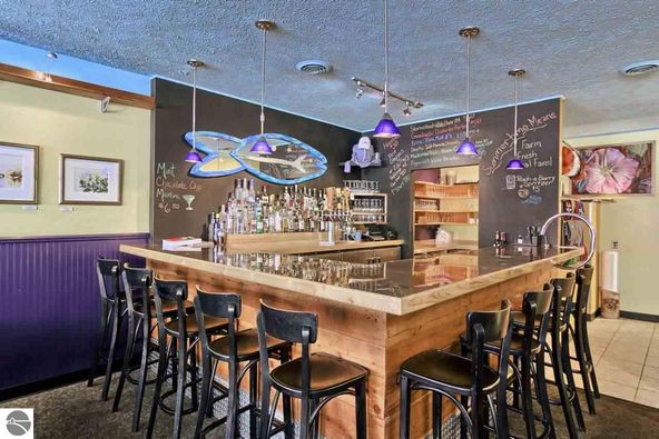 320 Main St, Frankfort, MI 49635